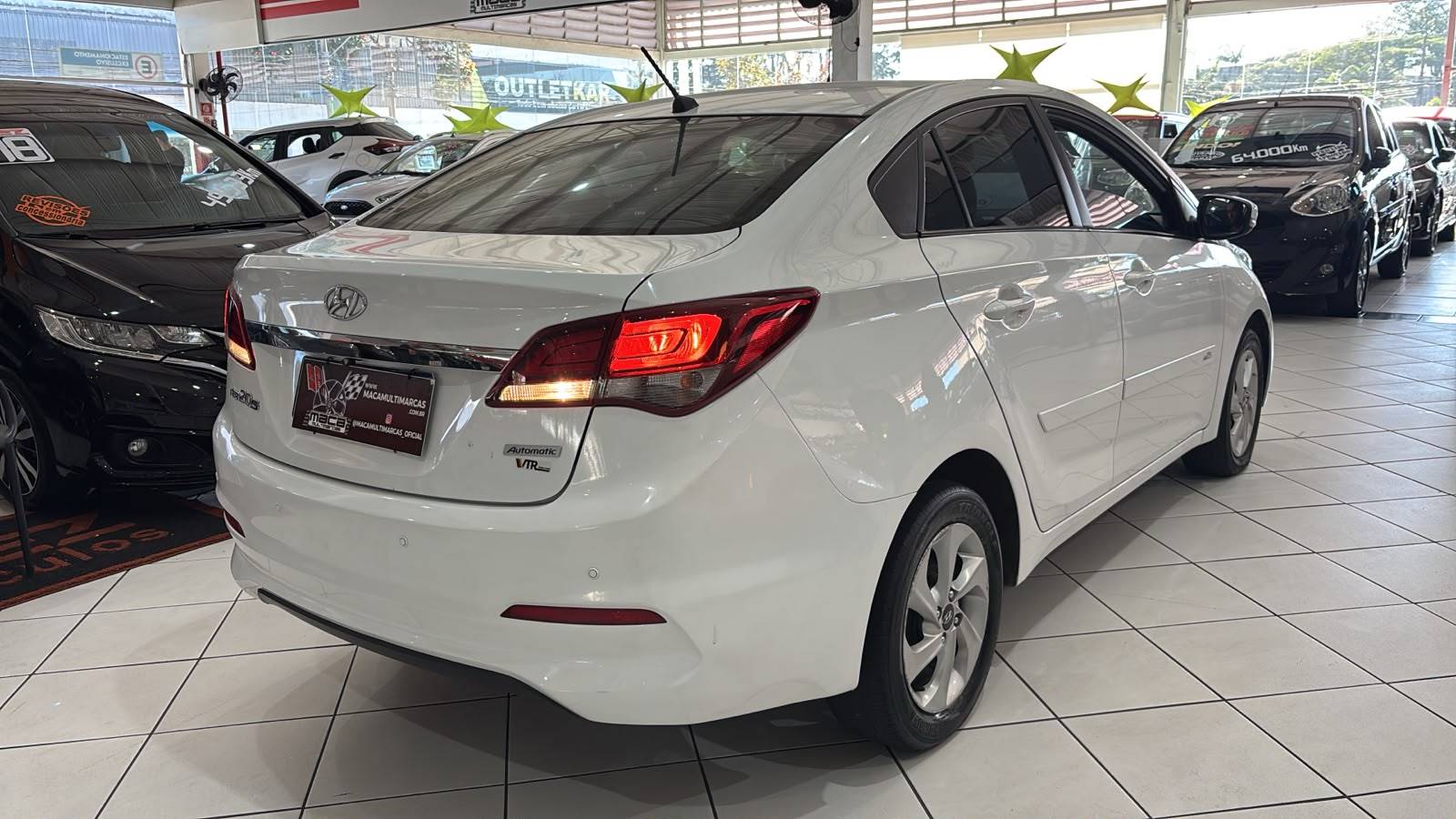 HYUNDAI HB20S