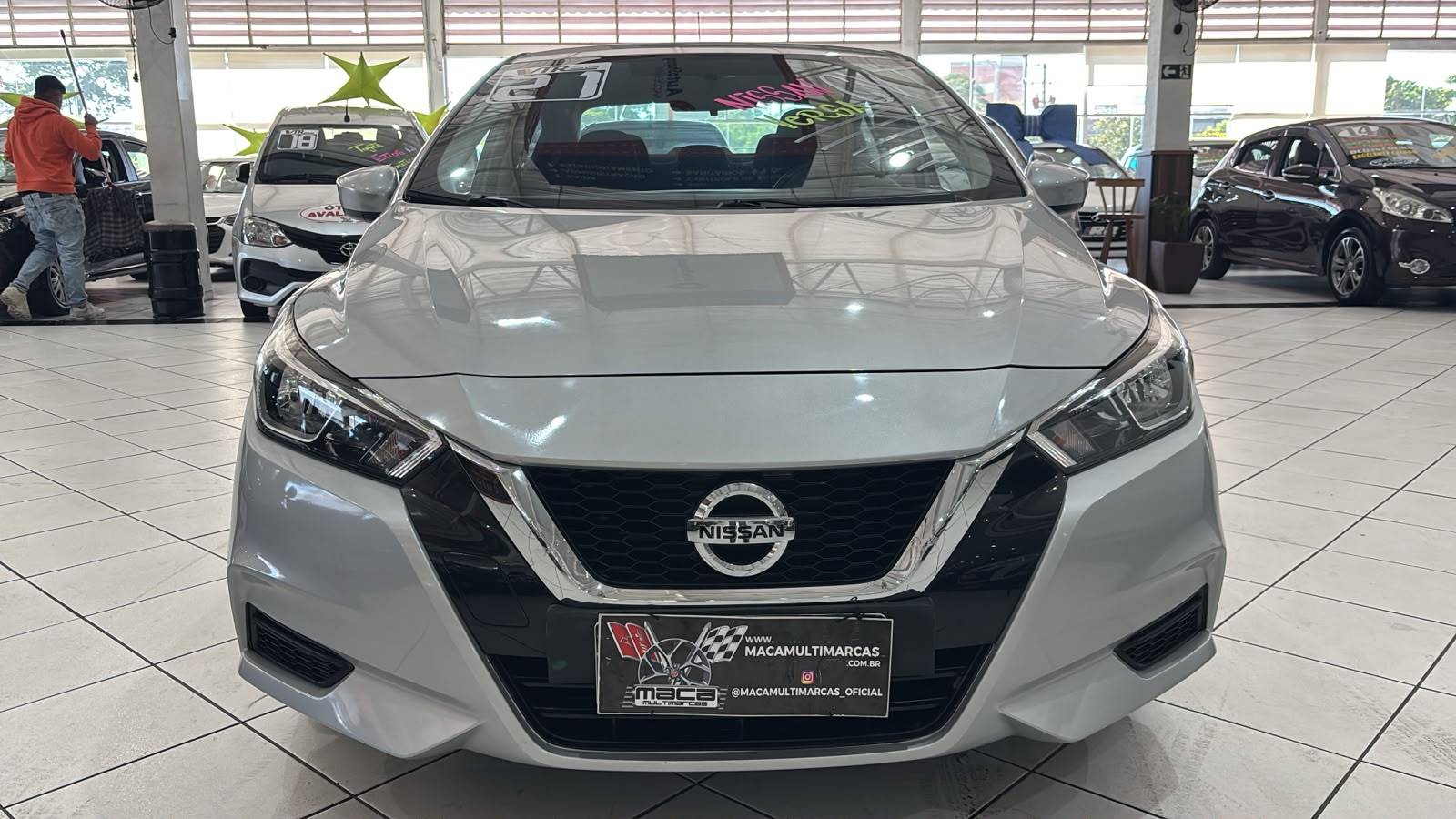 NISSAN VERSA