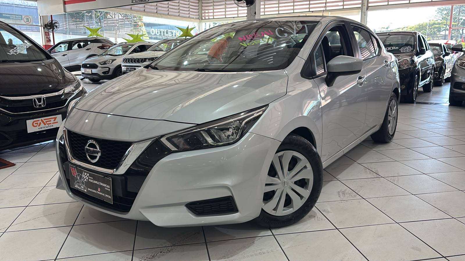 NISSAN VERSA