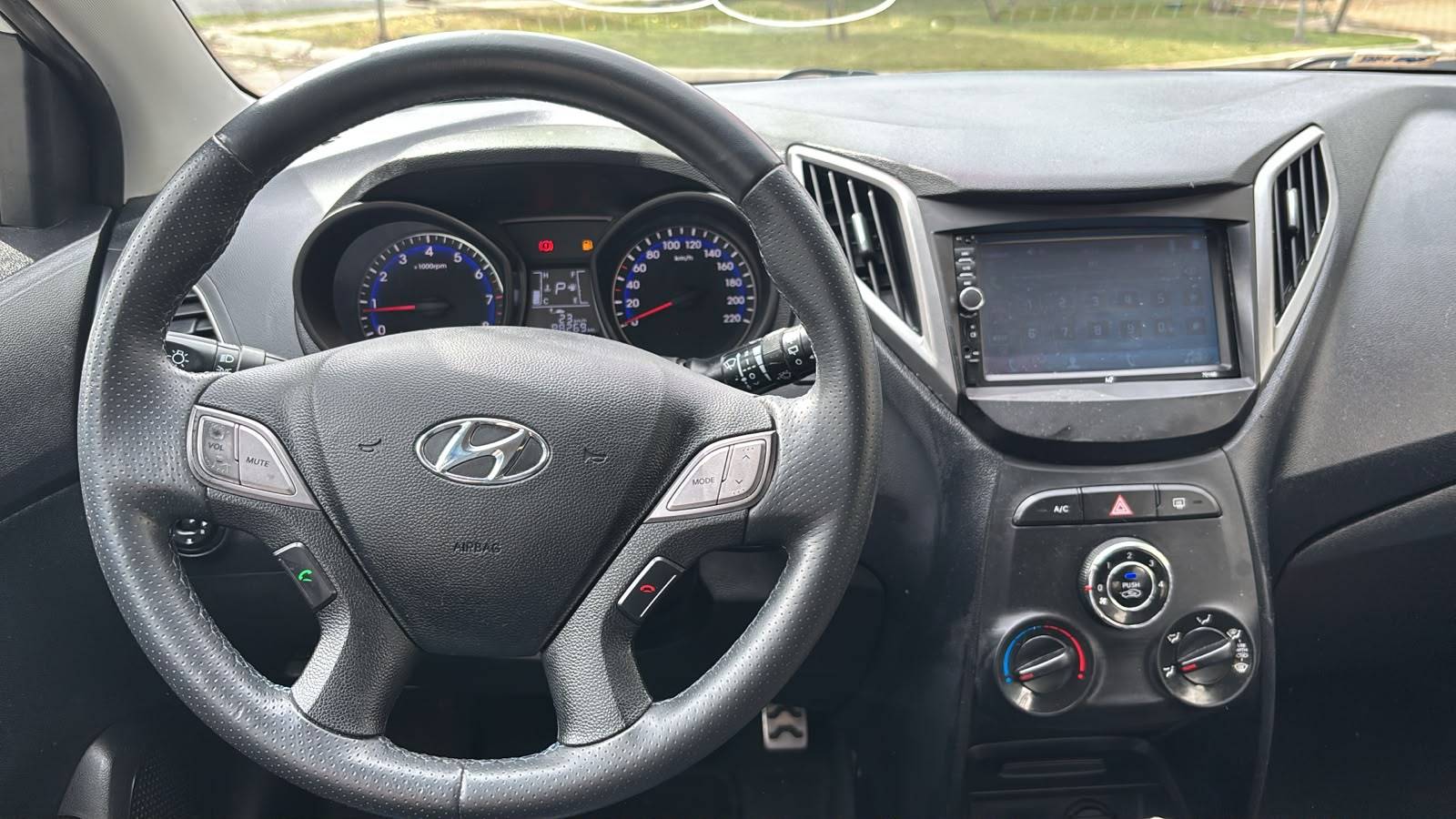 HYUNDAI HB20X
