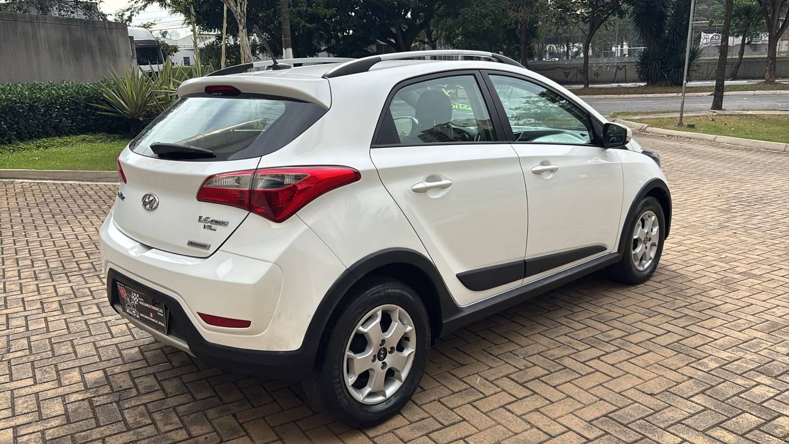 HYUNDAI HB20X