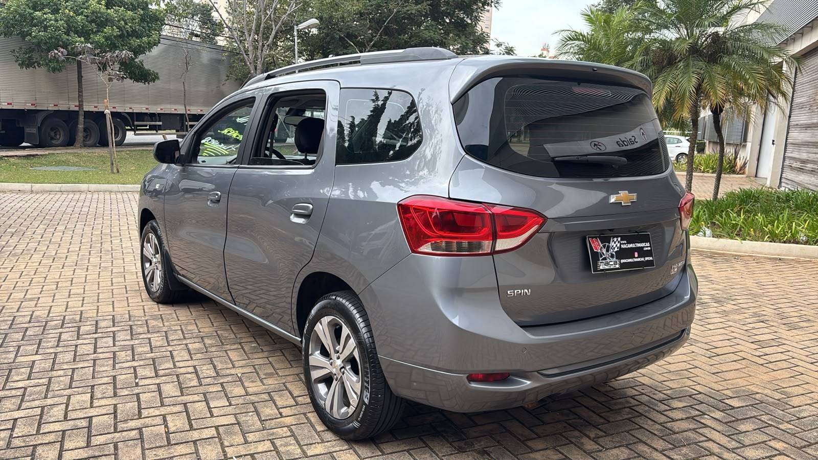 CHEVROLET SPIN