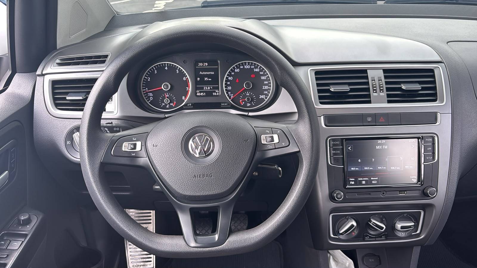 VOLKSWAGEN FOX