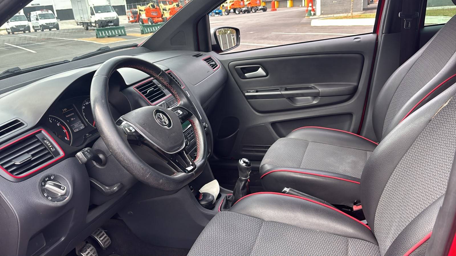 VOLKSWAGEN FOX