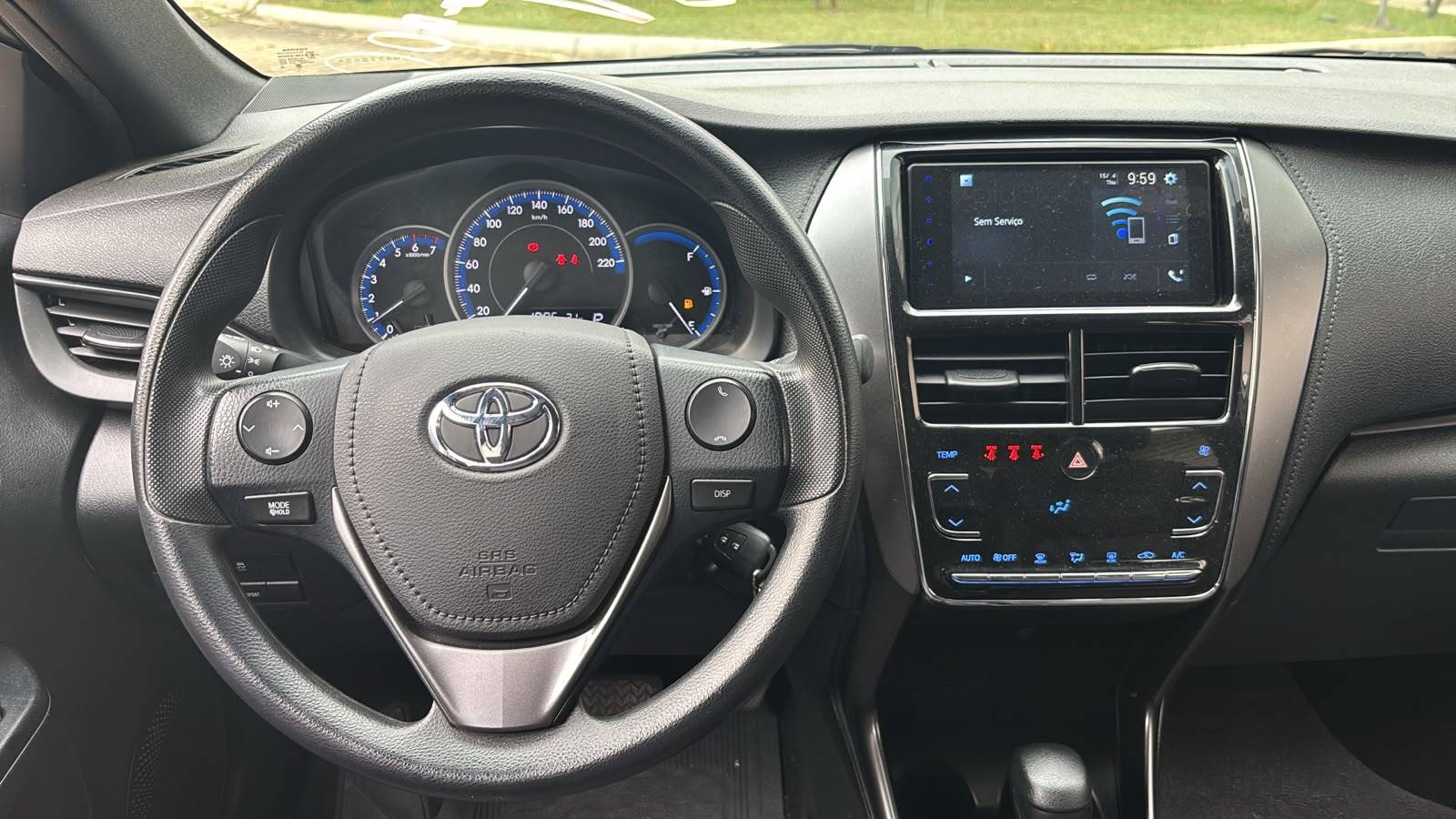 TOYOTA YARIS