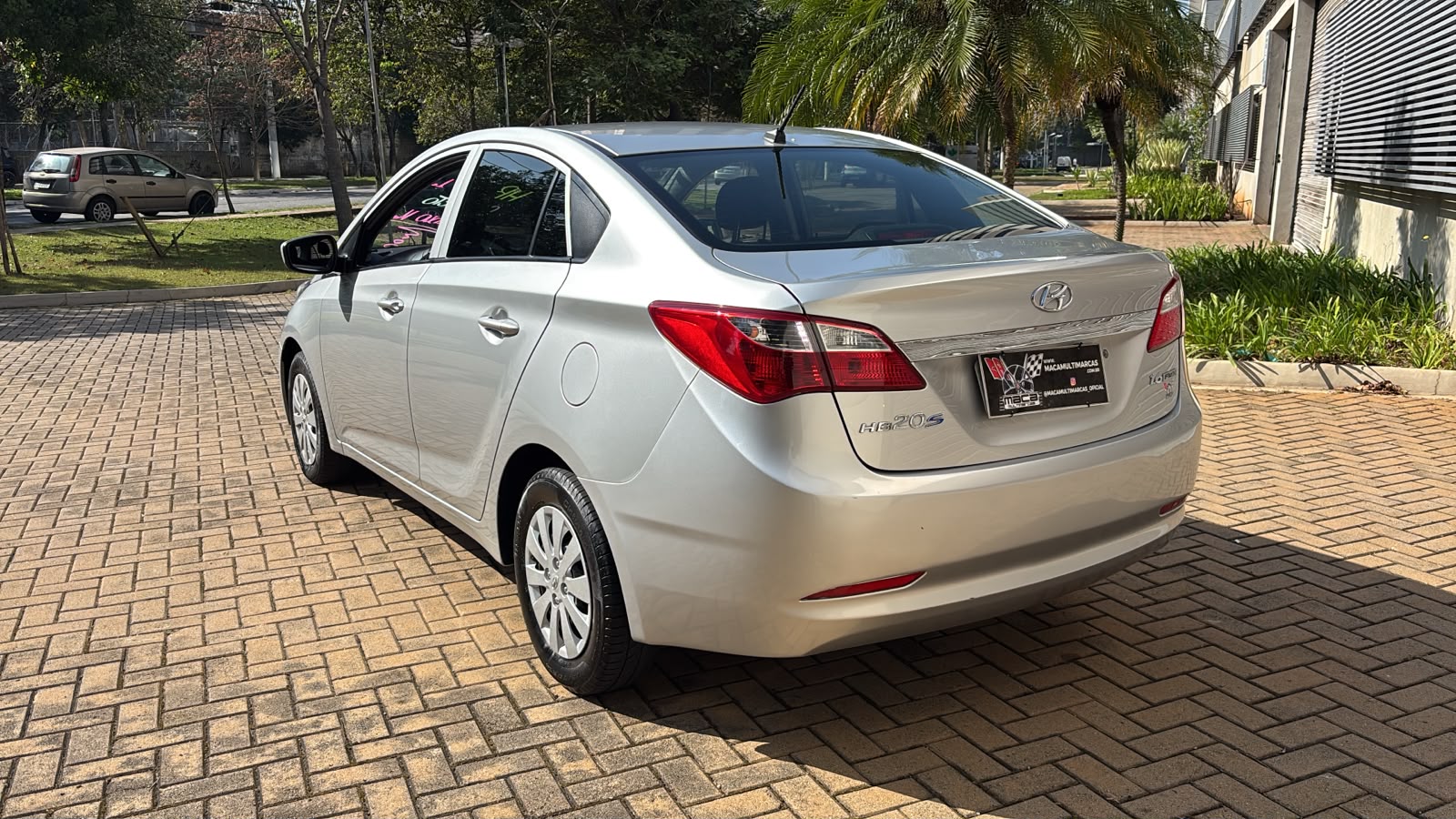 HYUNDAI HB20S