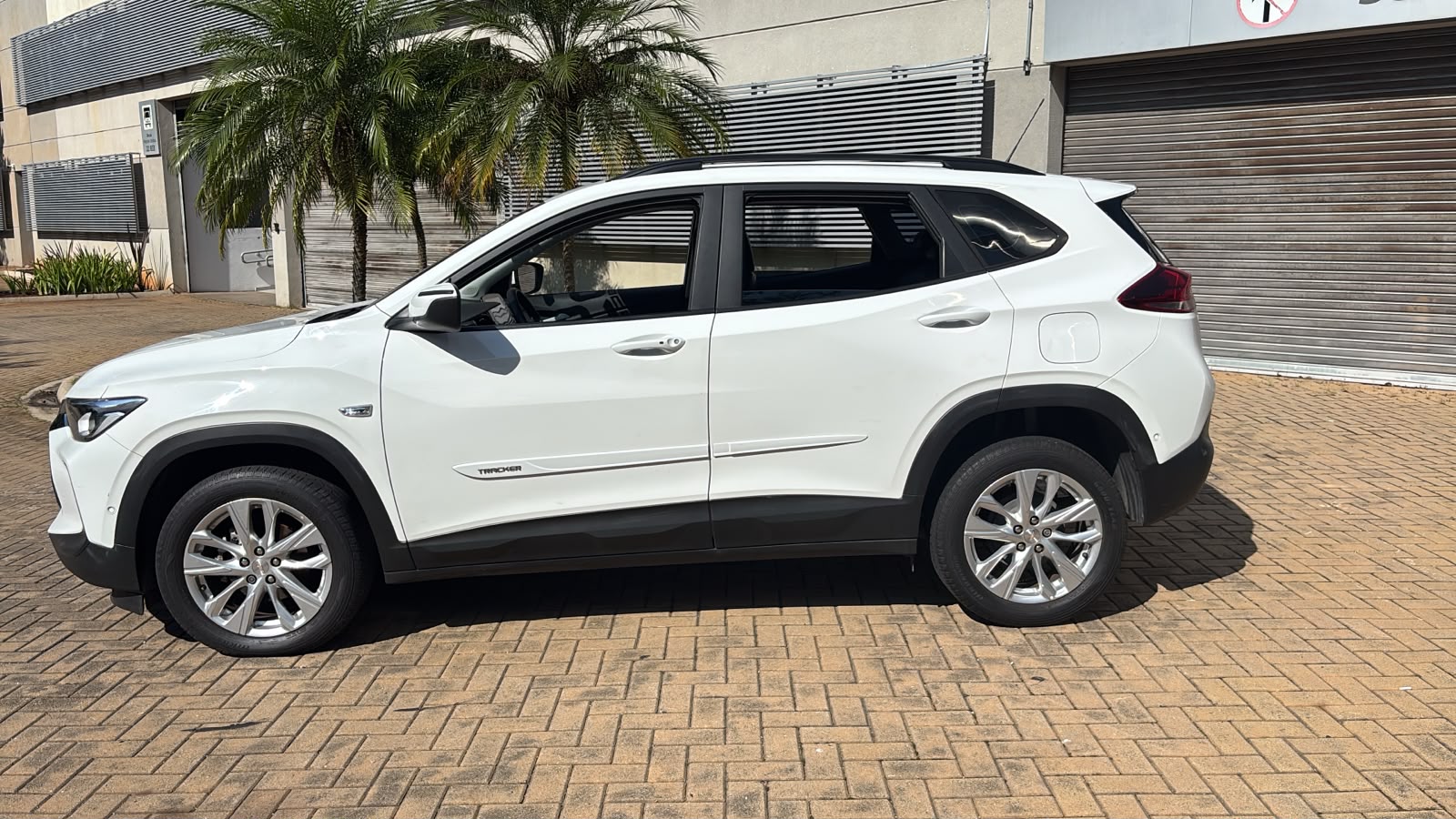 CHEVROLET TRACKER