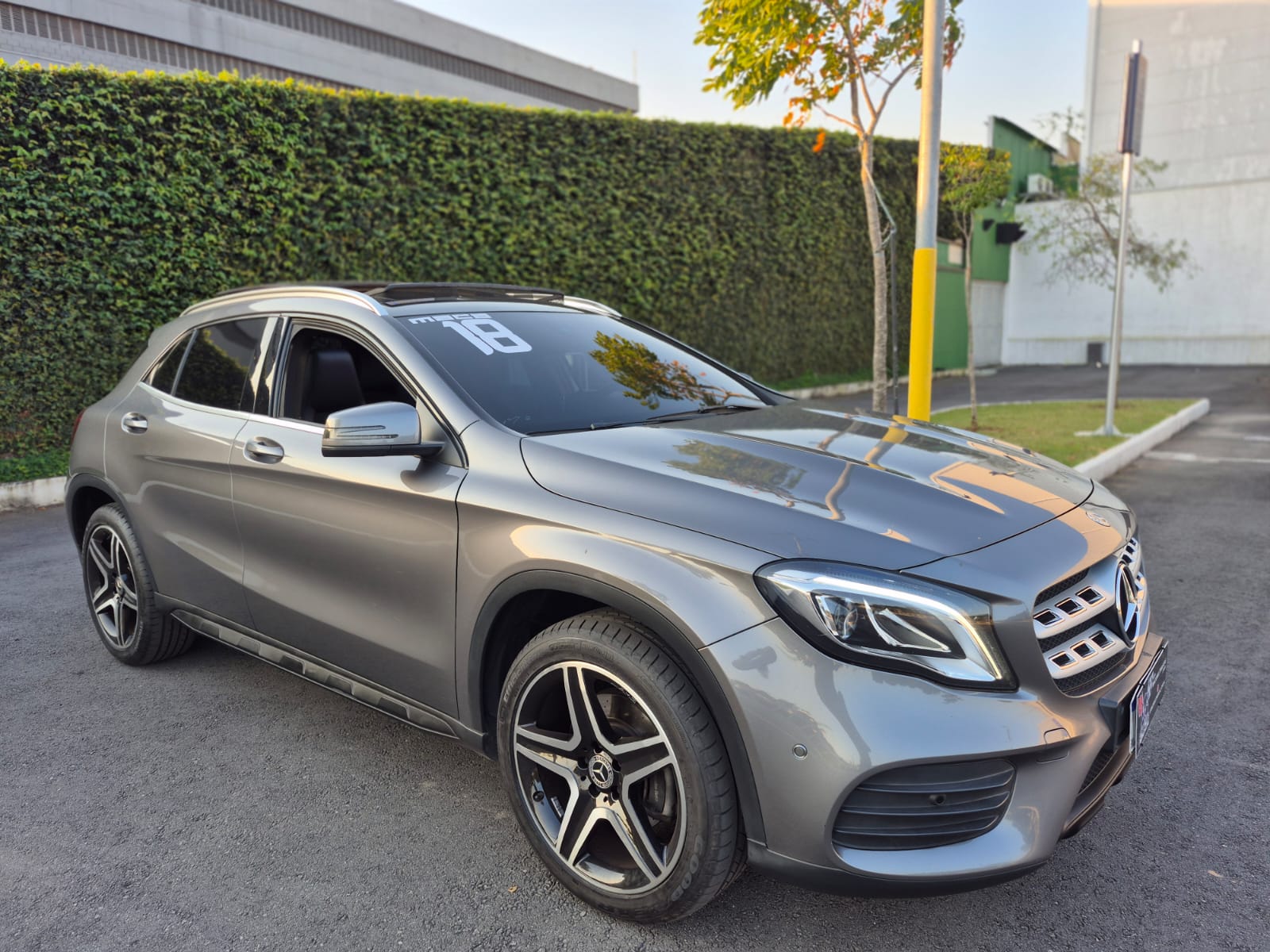 MERCEDES-BENZ GLA 250