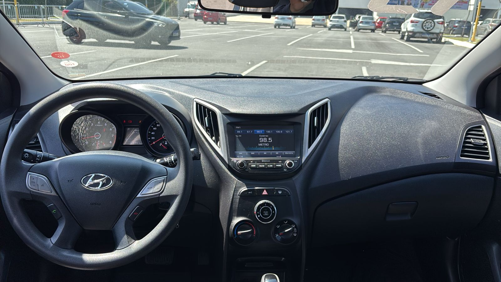 HYUNDAI HB20