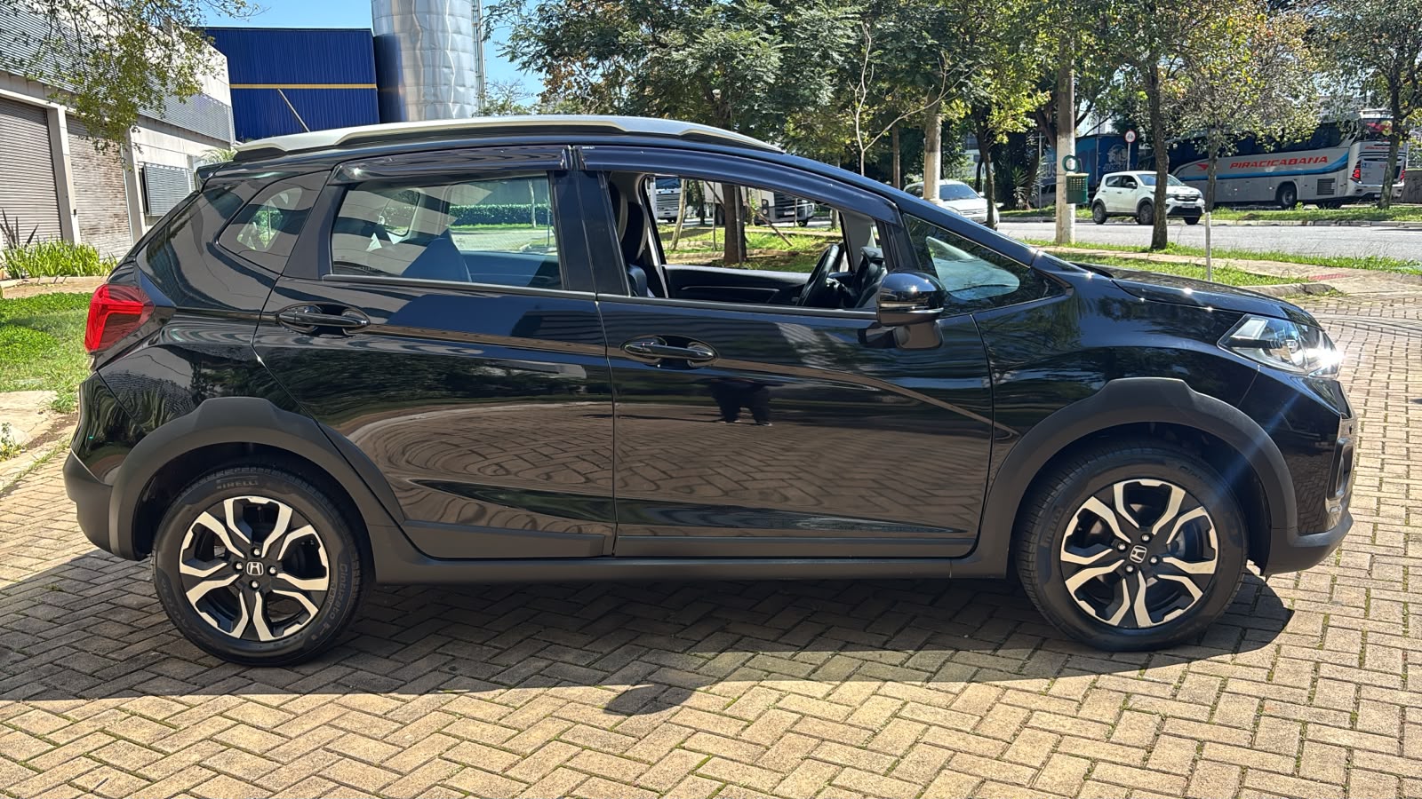 HONDA WR-V