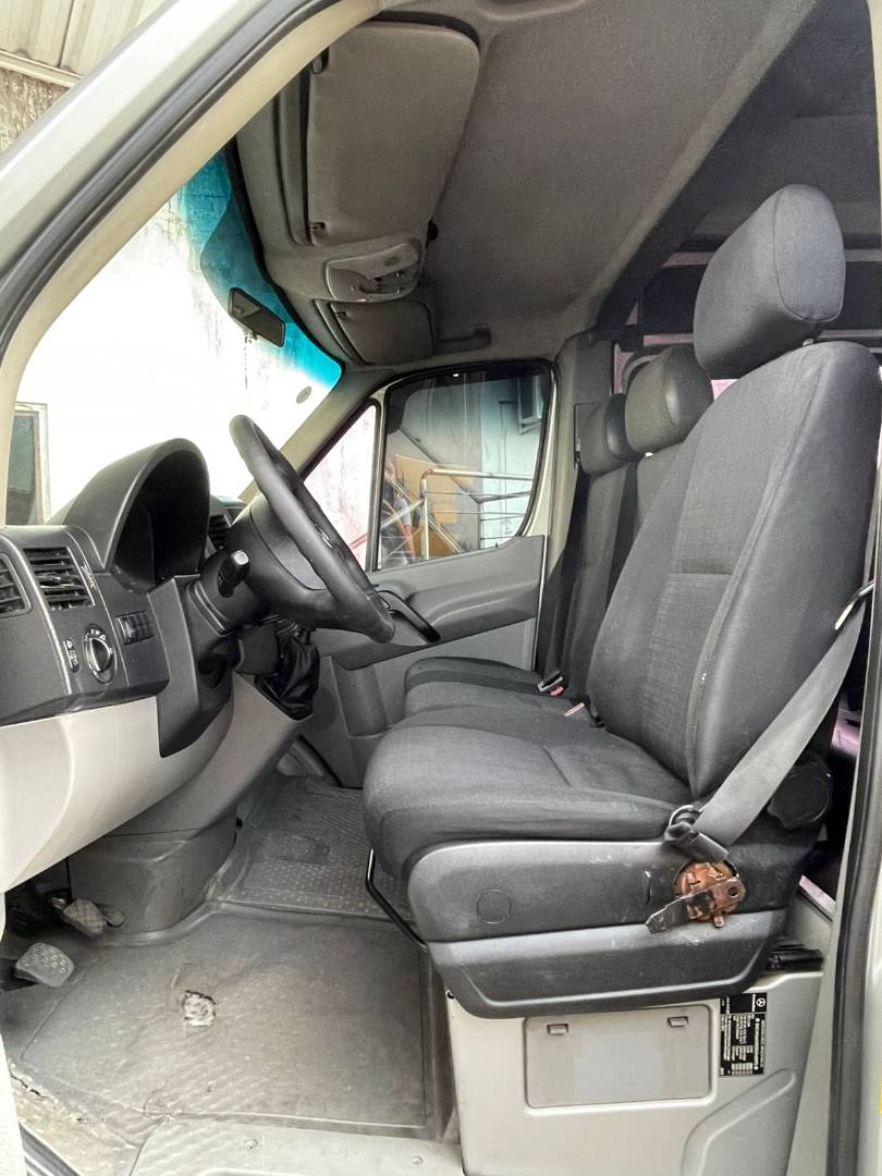 MERCEDES-BENZ SPRINTER