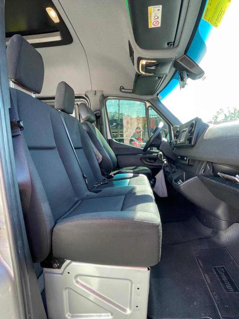 MERCEDES-BENZ SPRINTER