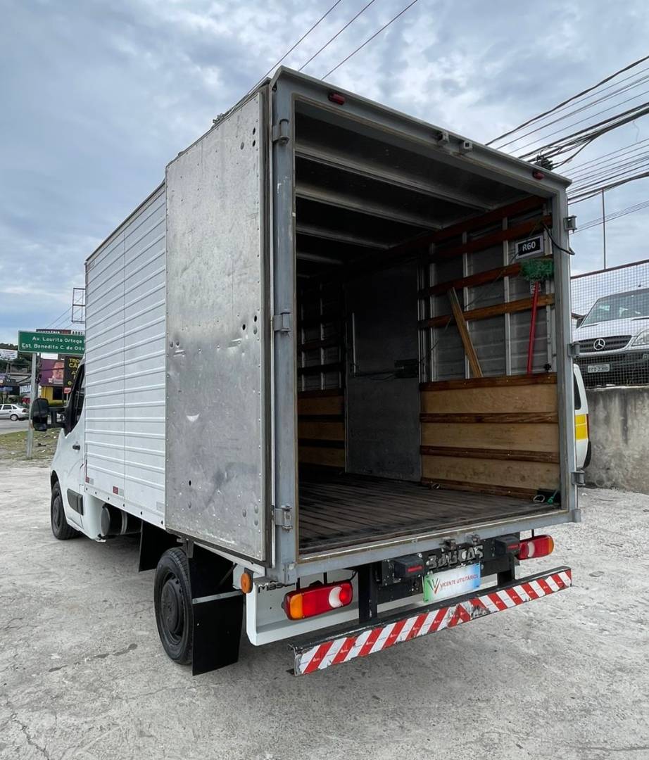 RENAULT MASTER