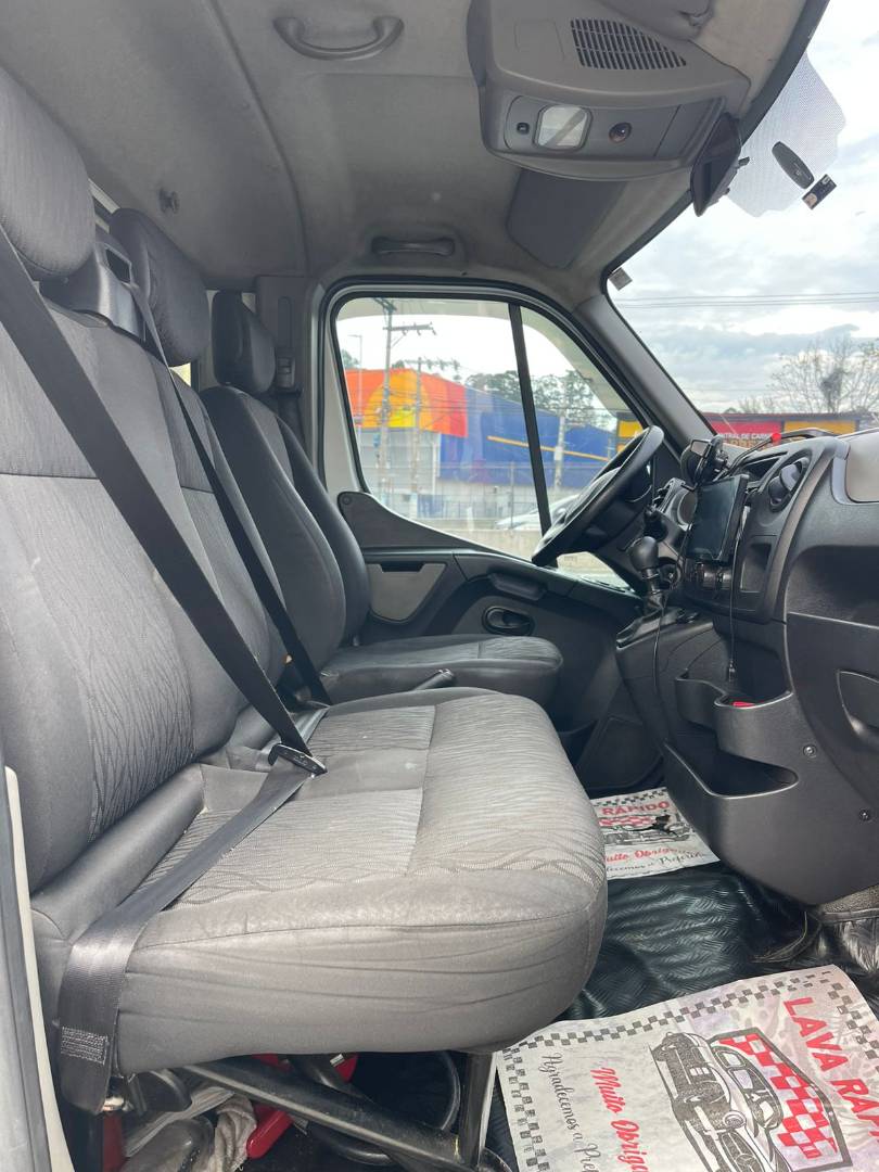 RENAULT MASTER