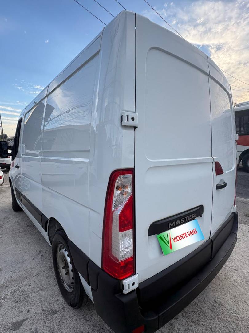 RENAULT MASTER