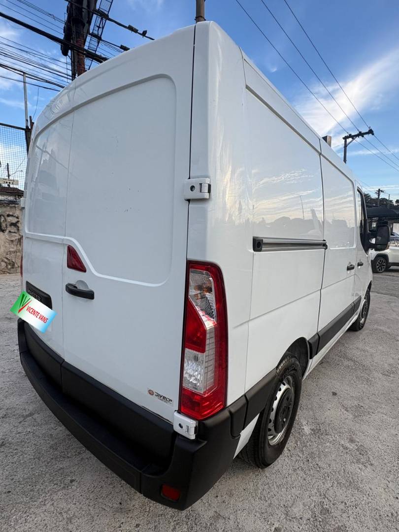 RENAULT MASTER