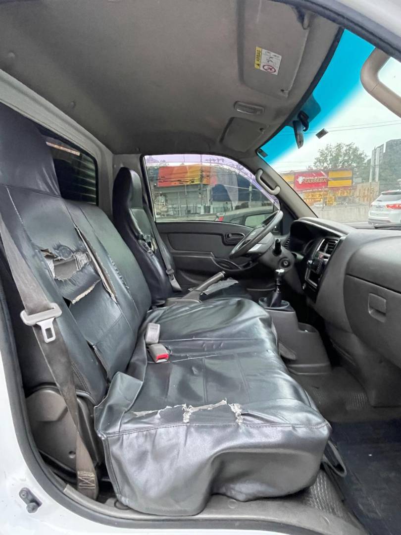 HYUNDAI HR