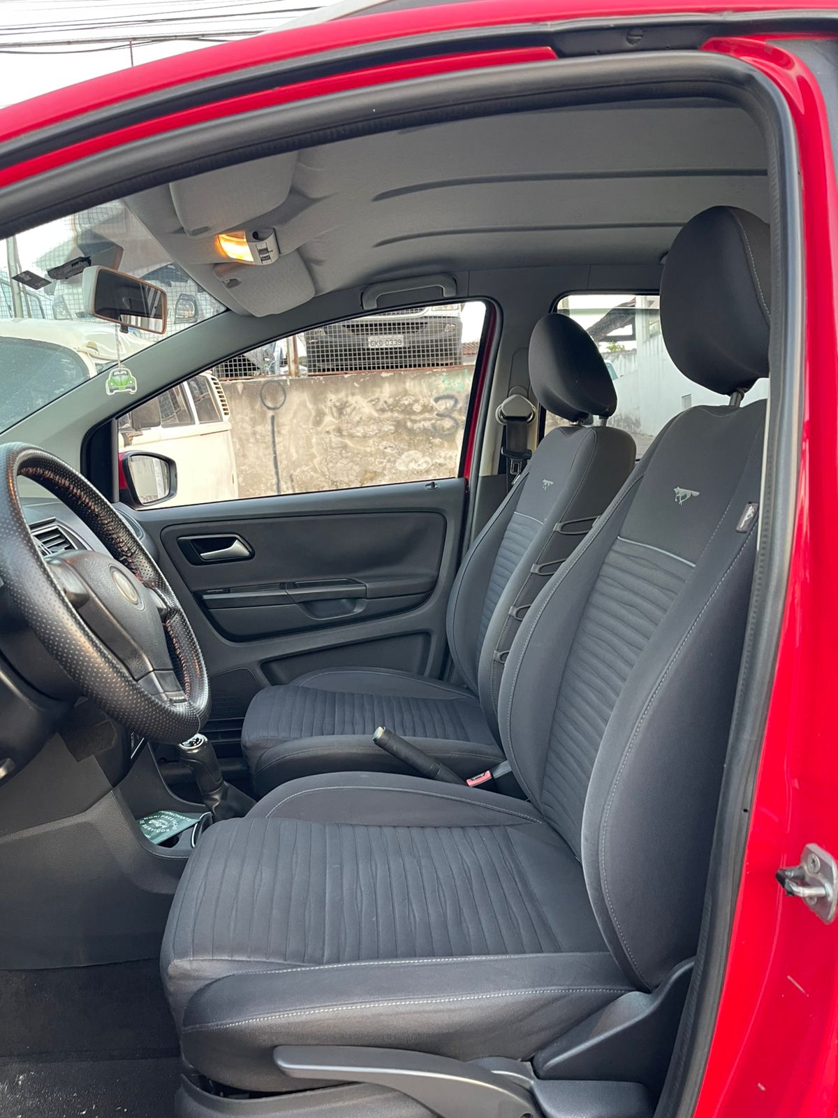VOLKSWAGEN CROSSFOX
