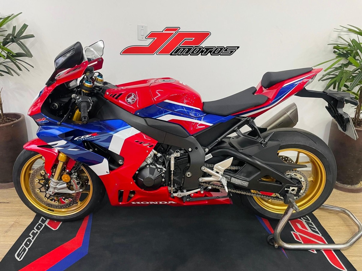 CBR 1000RR FIREBLADE CBR 1000RR FIREBLADE