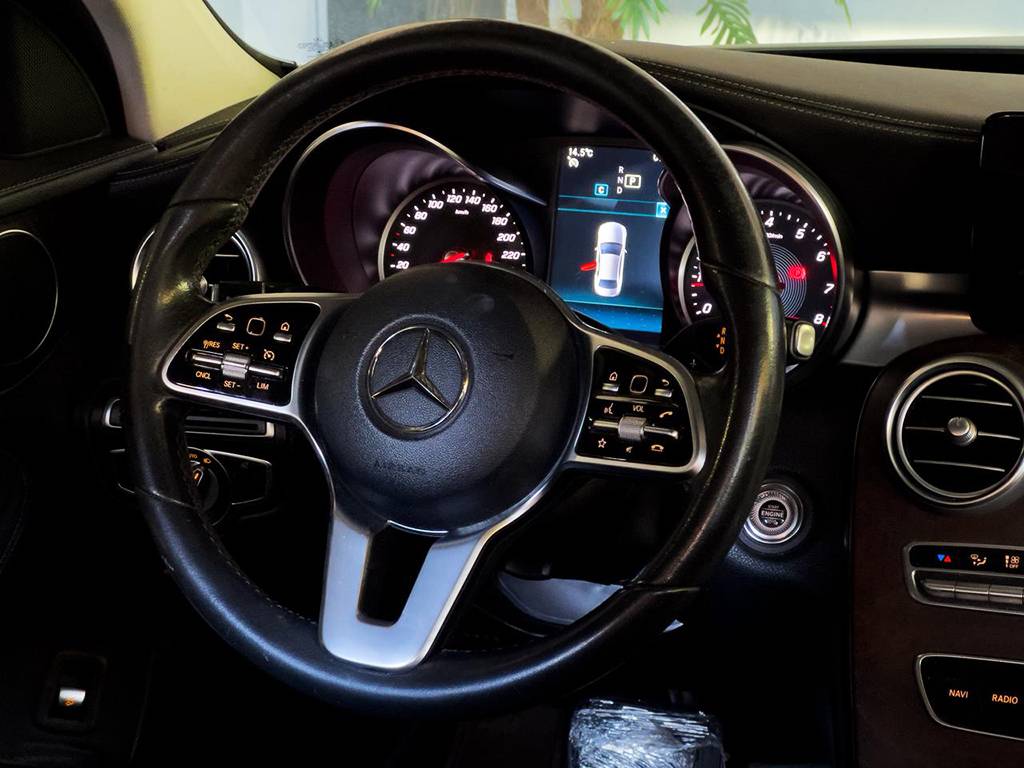 MERCEDES-BENZ C 180