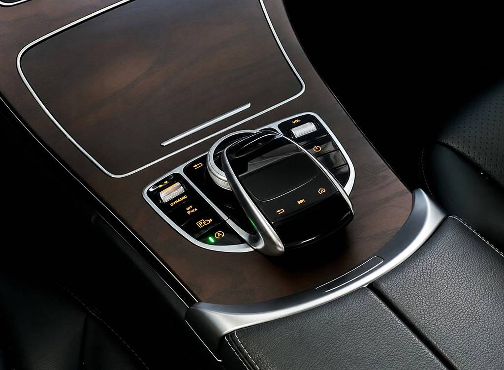 MERCEDES-BENZ C 180