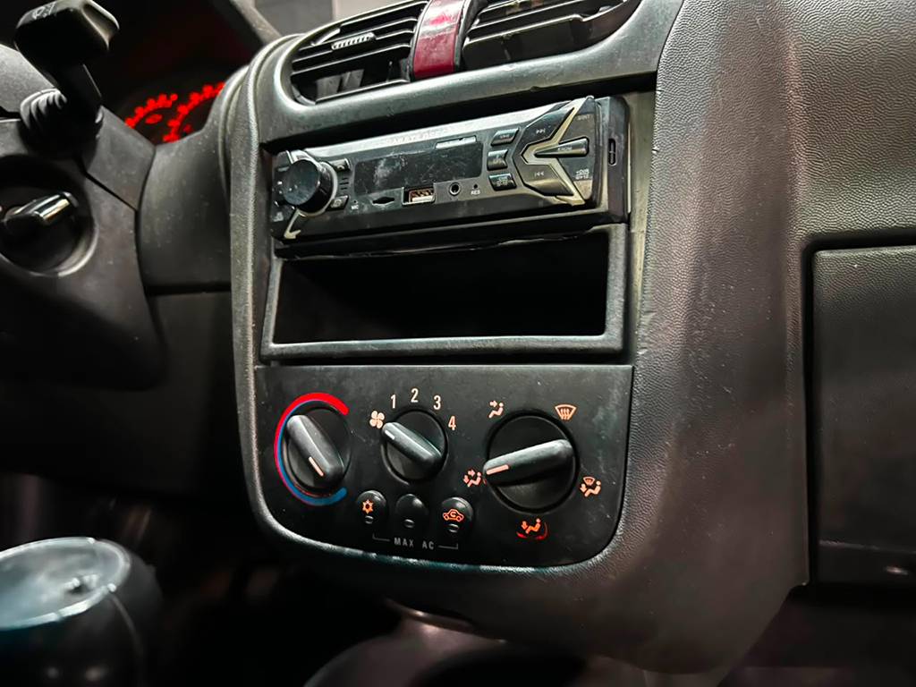 CHEVROLET MONTANA