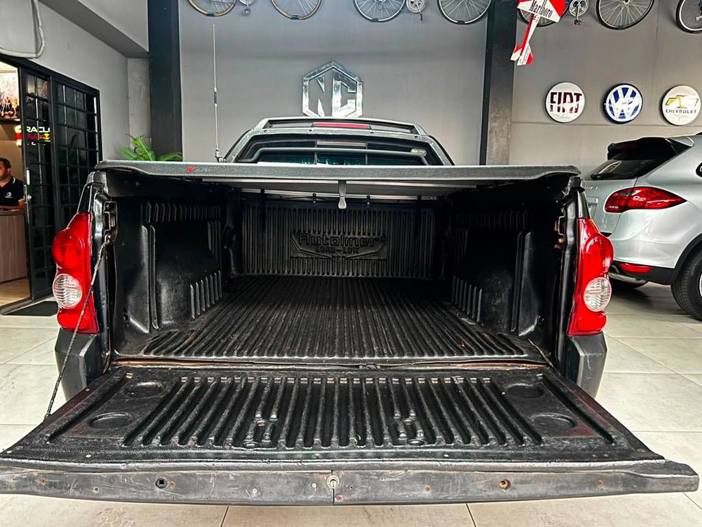 CHEVROLET MONTANA