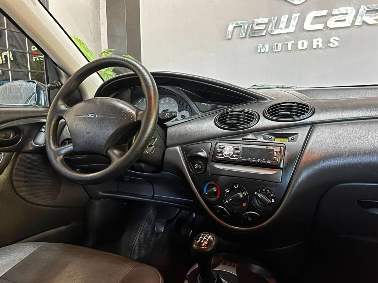 FORD FOCUS