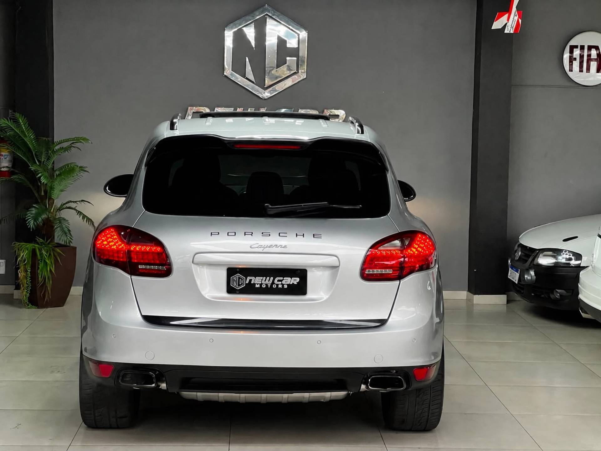 PORSCHE CAYENNE