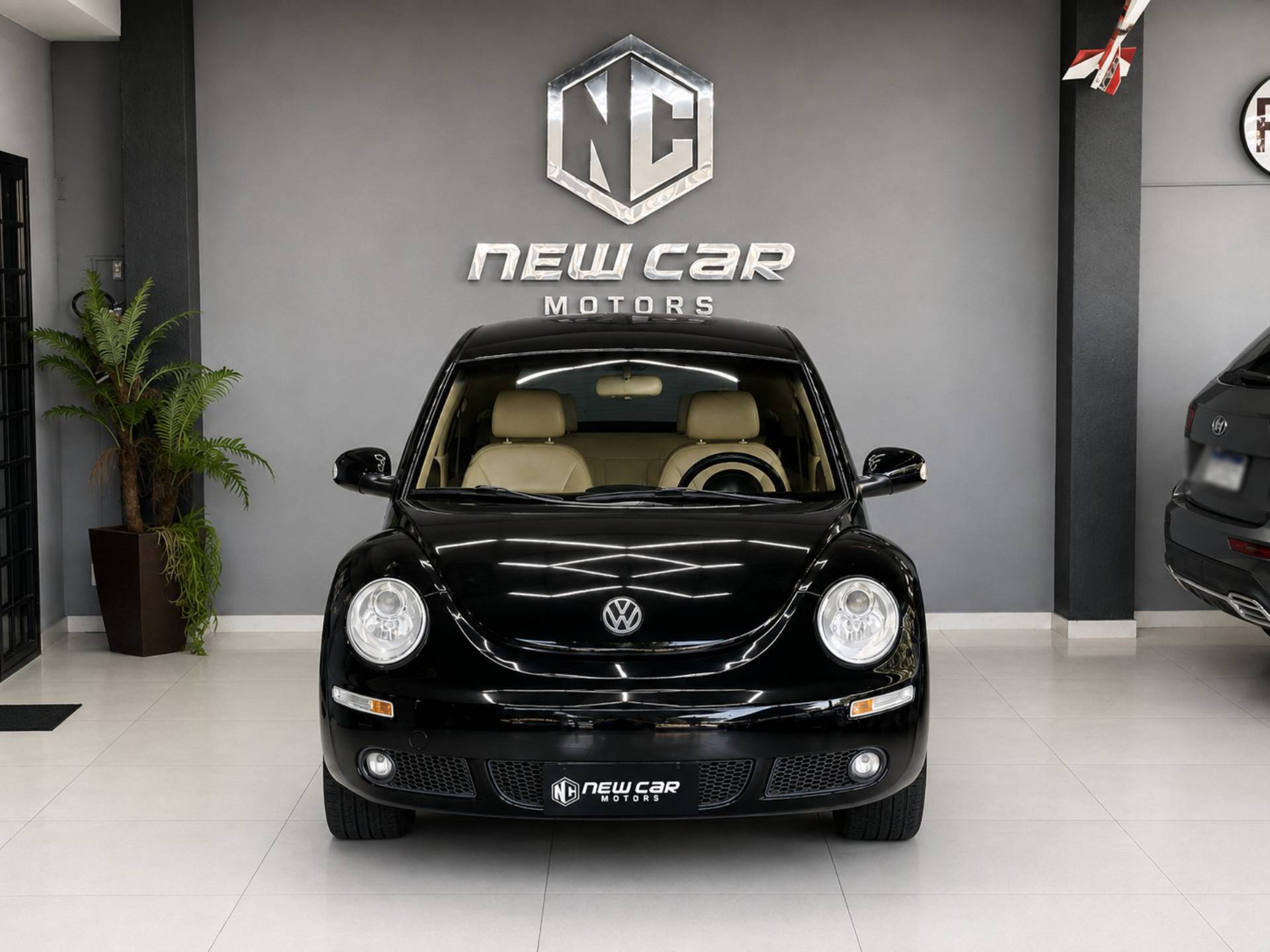 VOLKSWAGEN NEW BEETLE