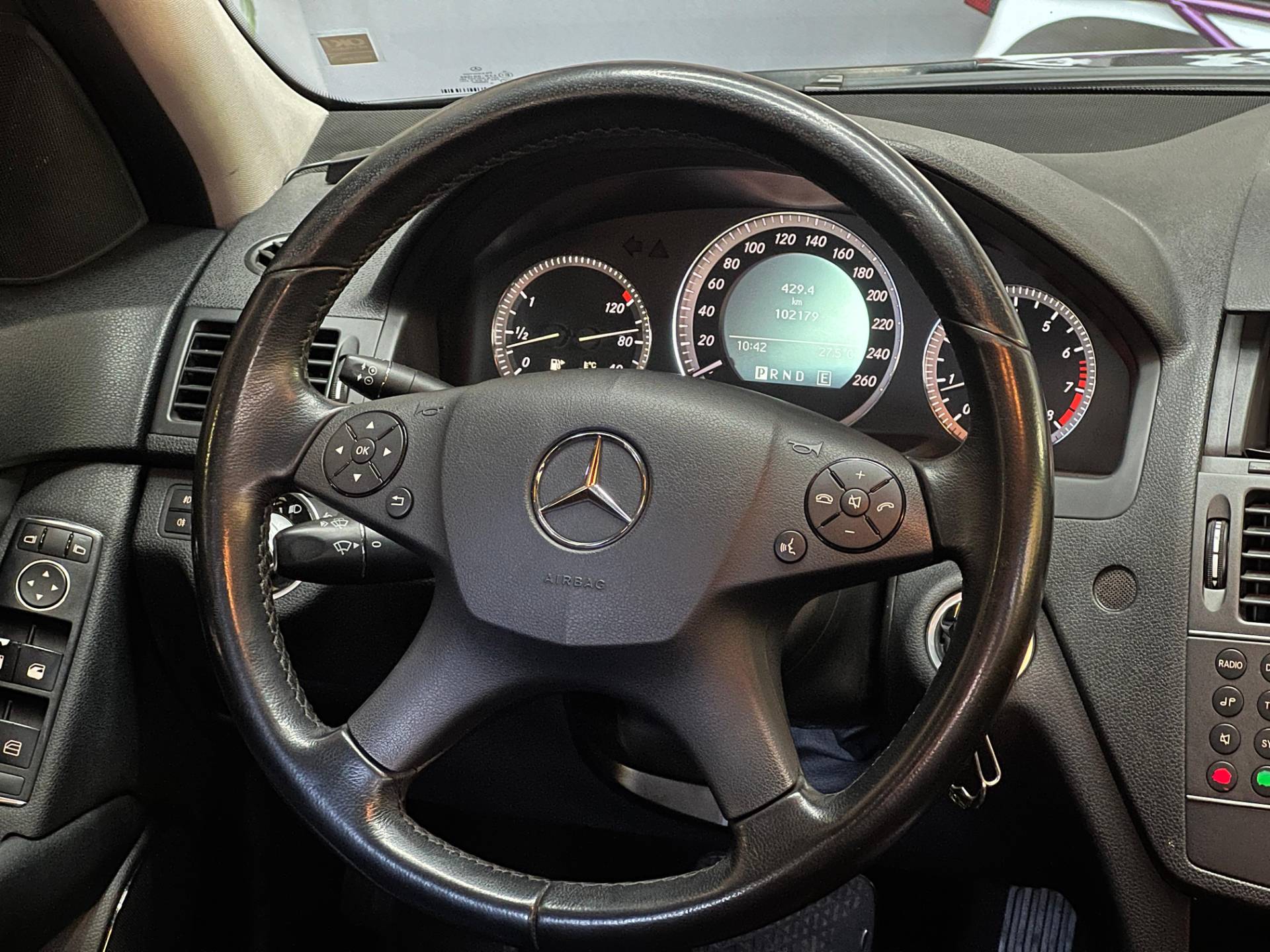 MERCEDES-BENZ C 180