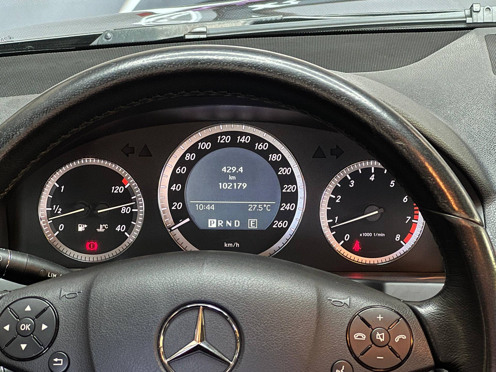 MERCEDES-BENZ C 180