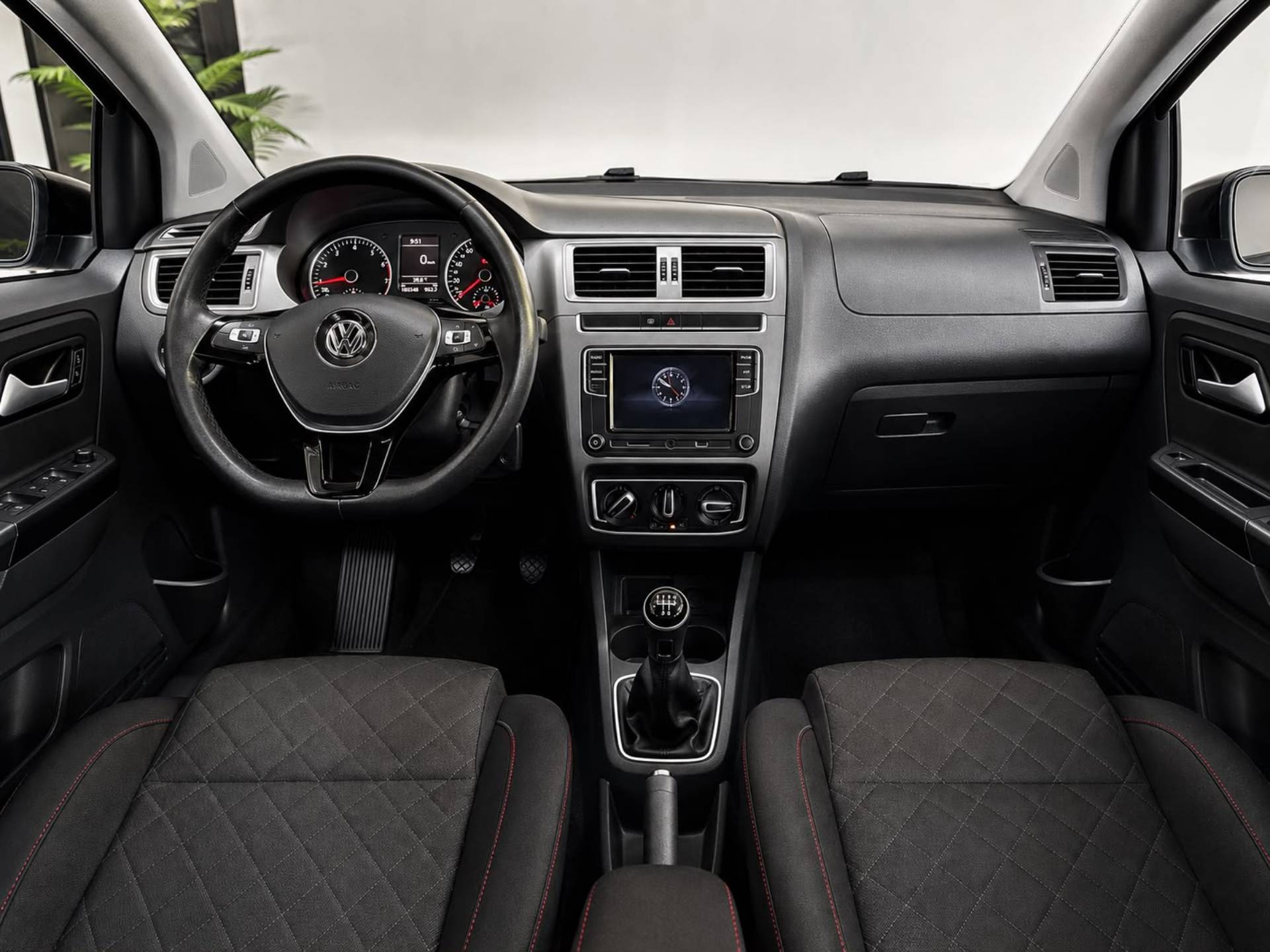 VOLKSWAGEN FOX