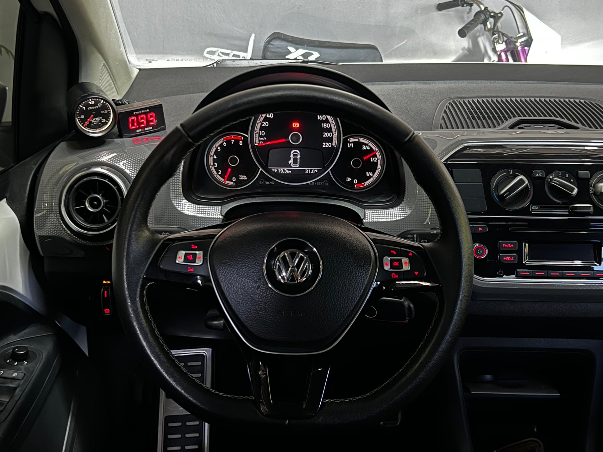 VOLKSWAGEN CROSS UP