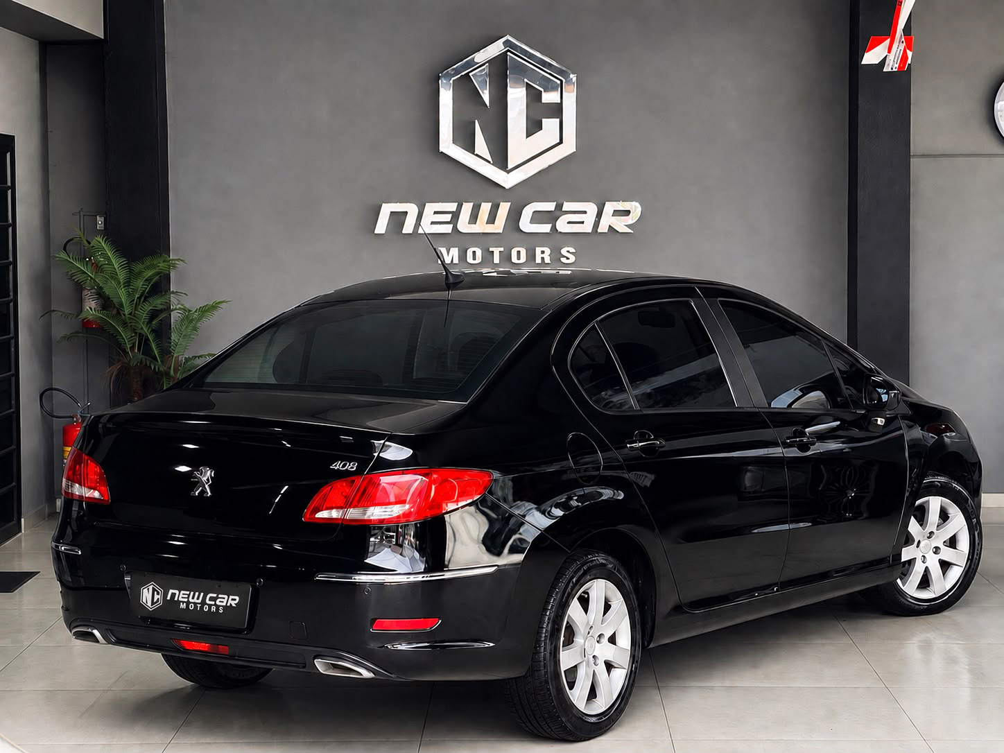 PEUGEOT 408