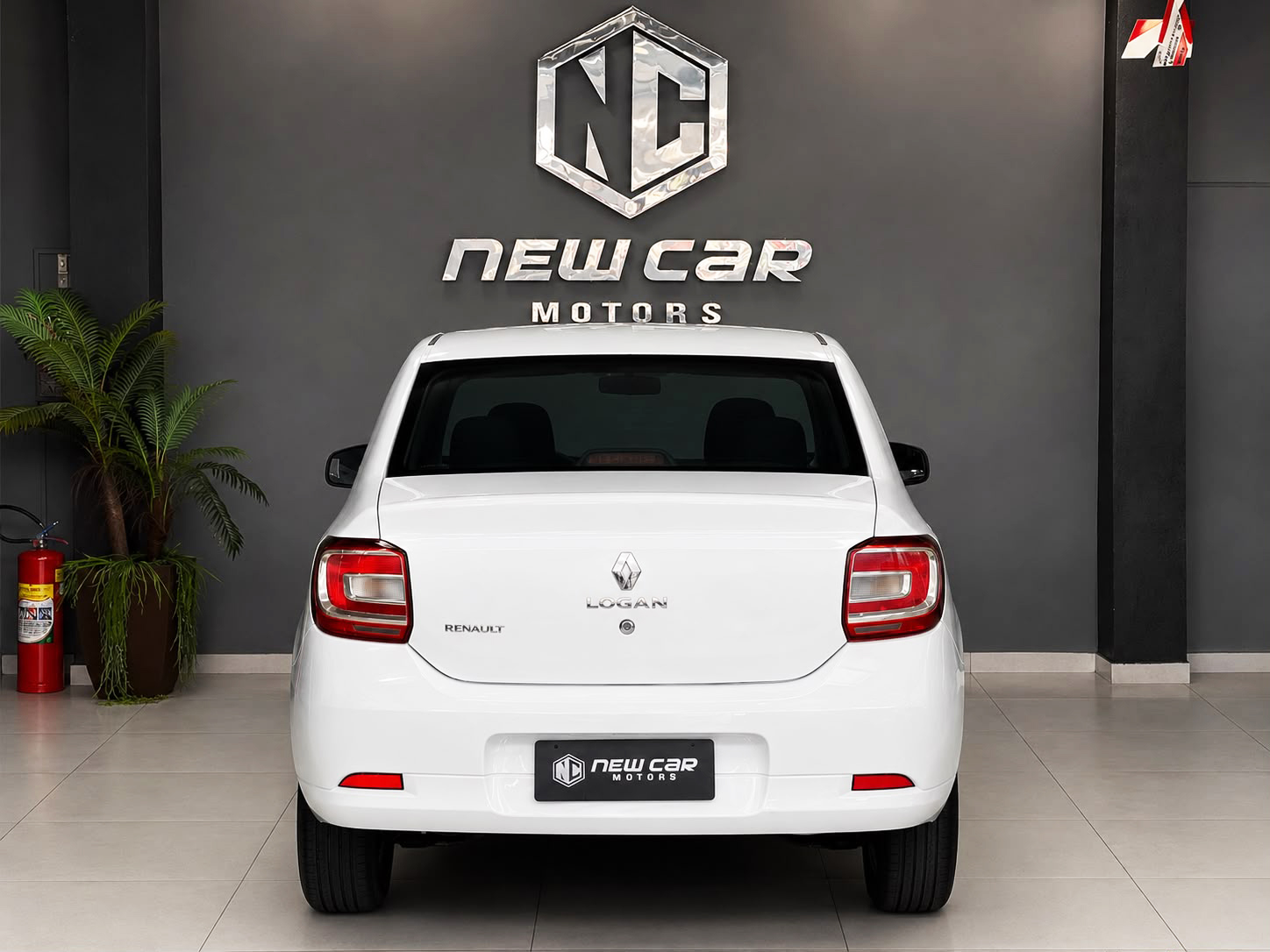 RENAULT LOGAN