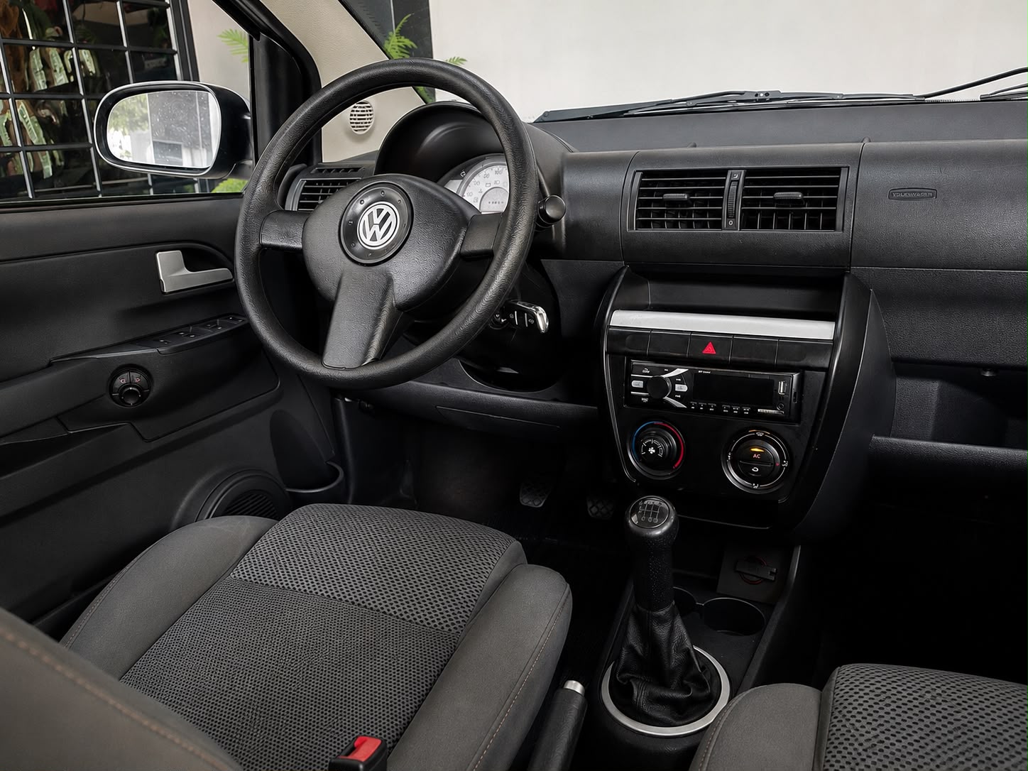 VOLKSWAGEN FOX