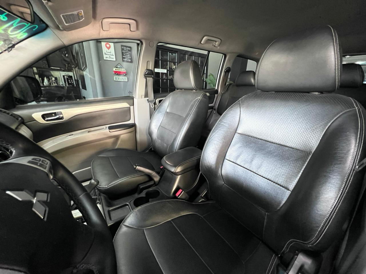 MITSUBISHI PAJERO DAKAR