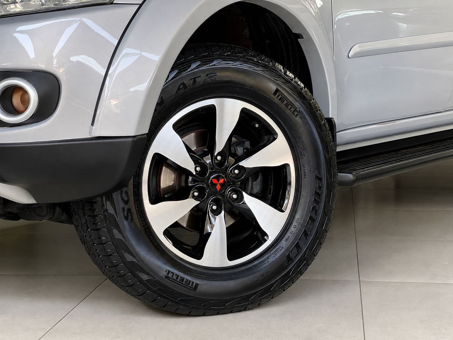 MITSUBISHI PAJERO DAKAR