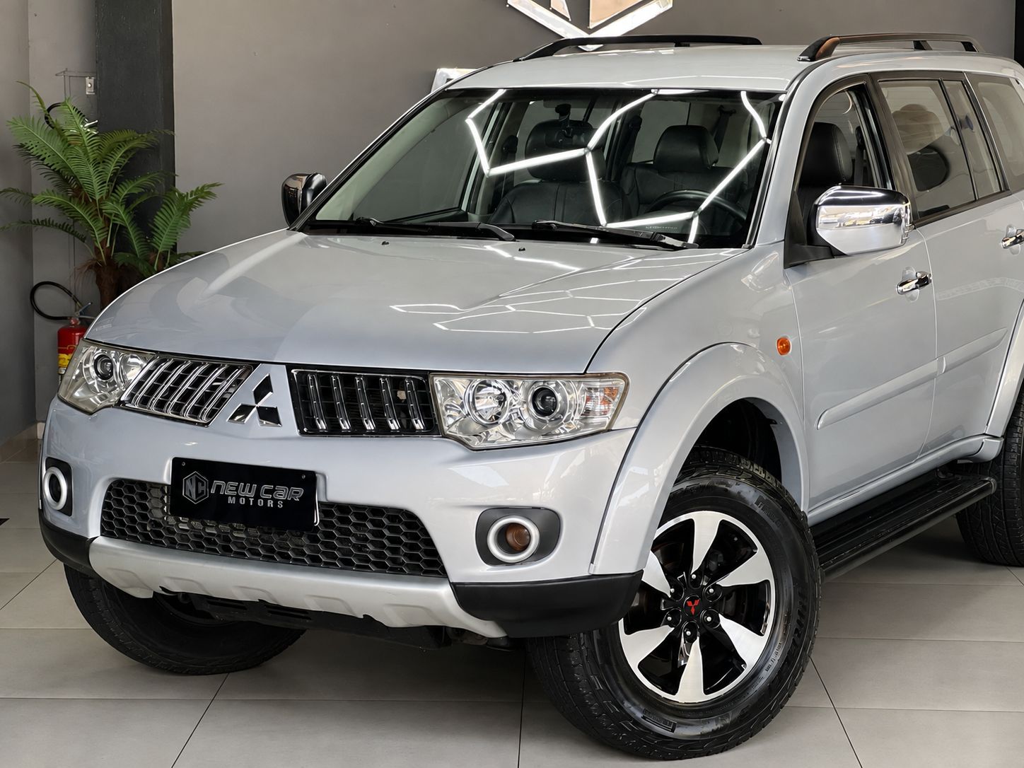MITSUBISHI PAJERO DAKAR