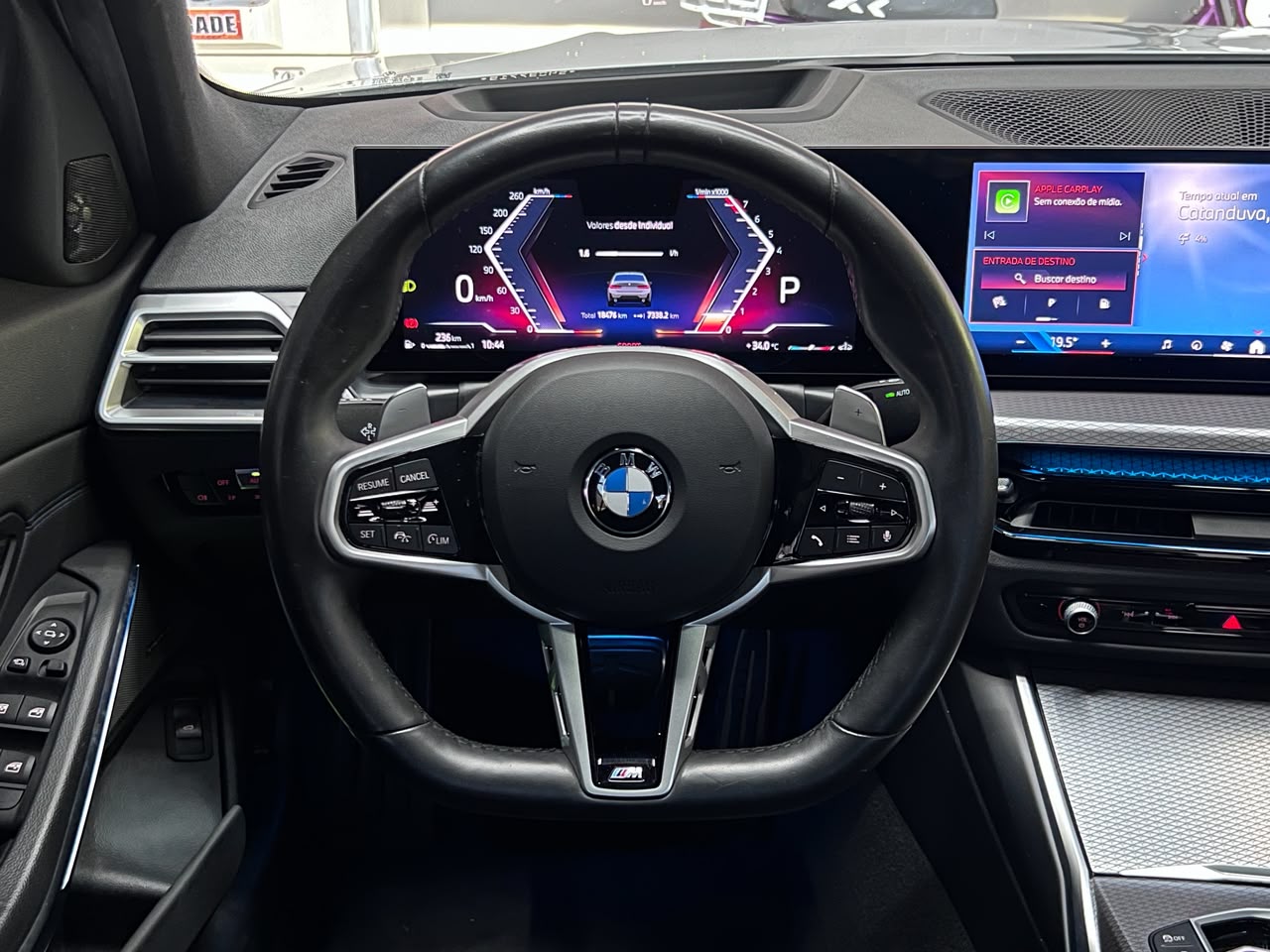 BMW 320i