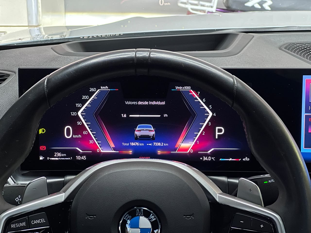 BMW 320i