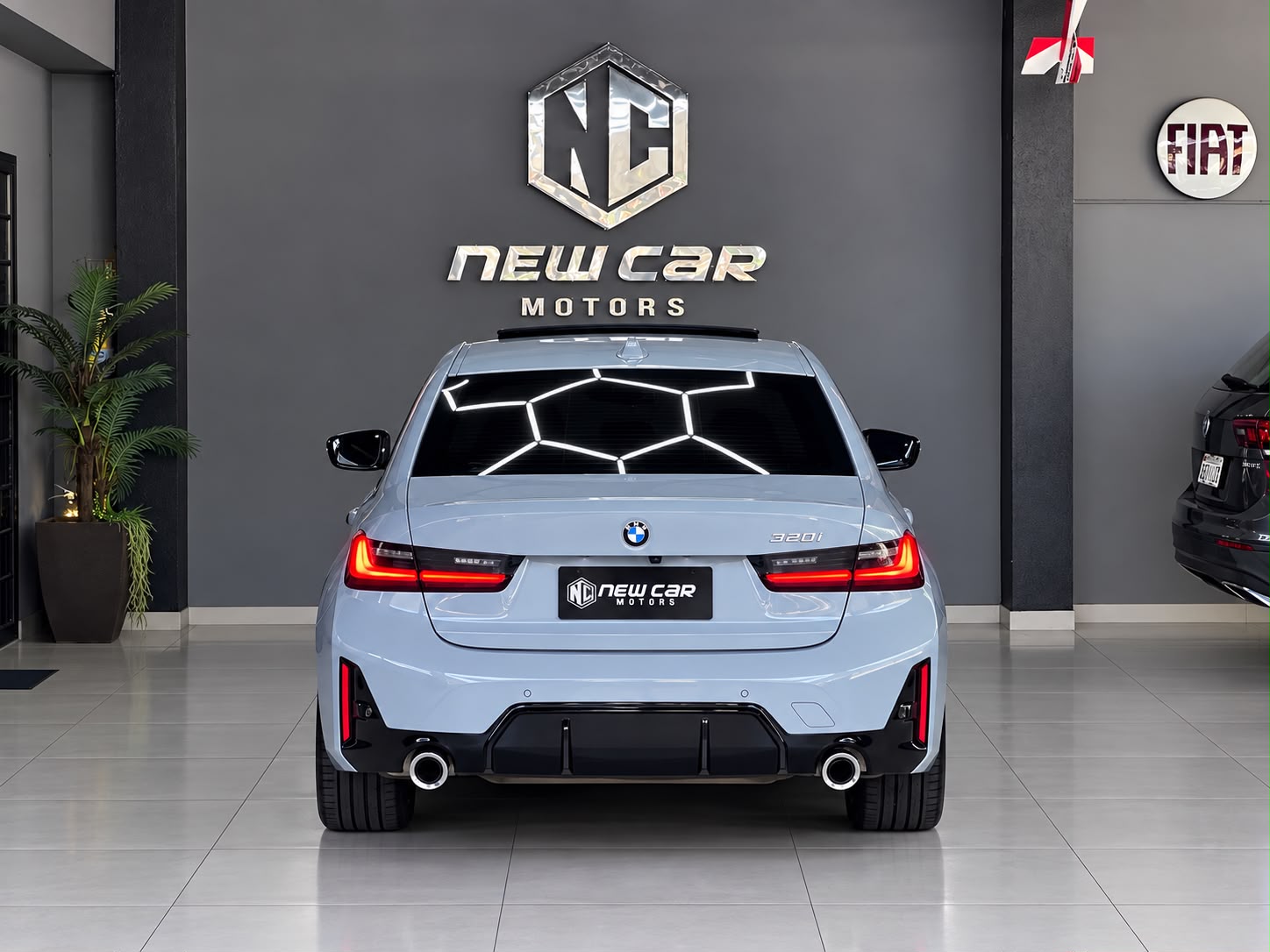 BMW 320i