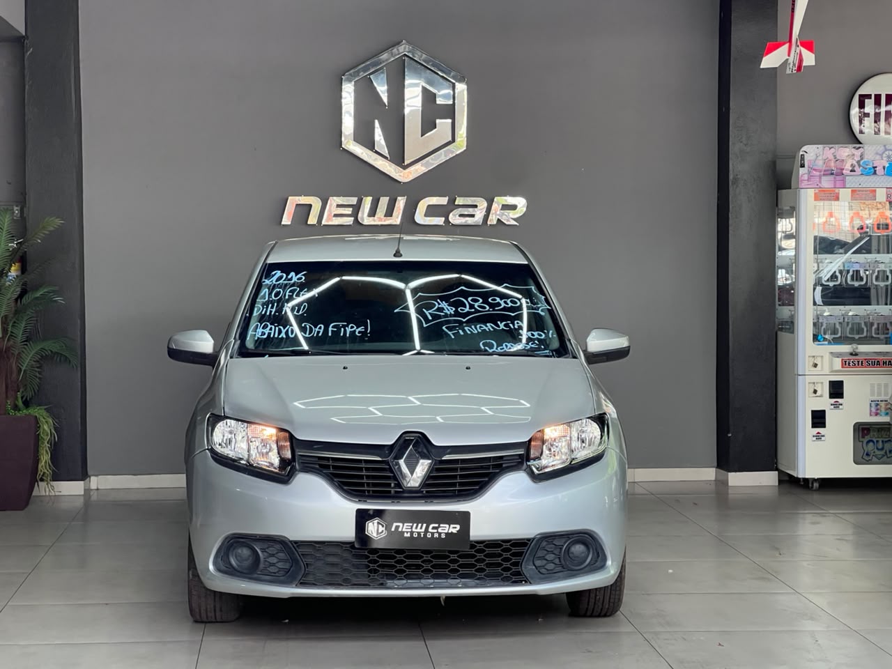 RENAULT SANDERO