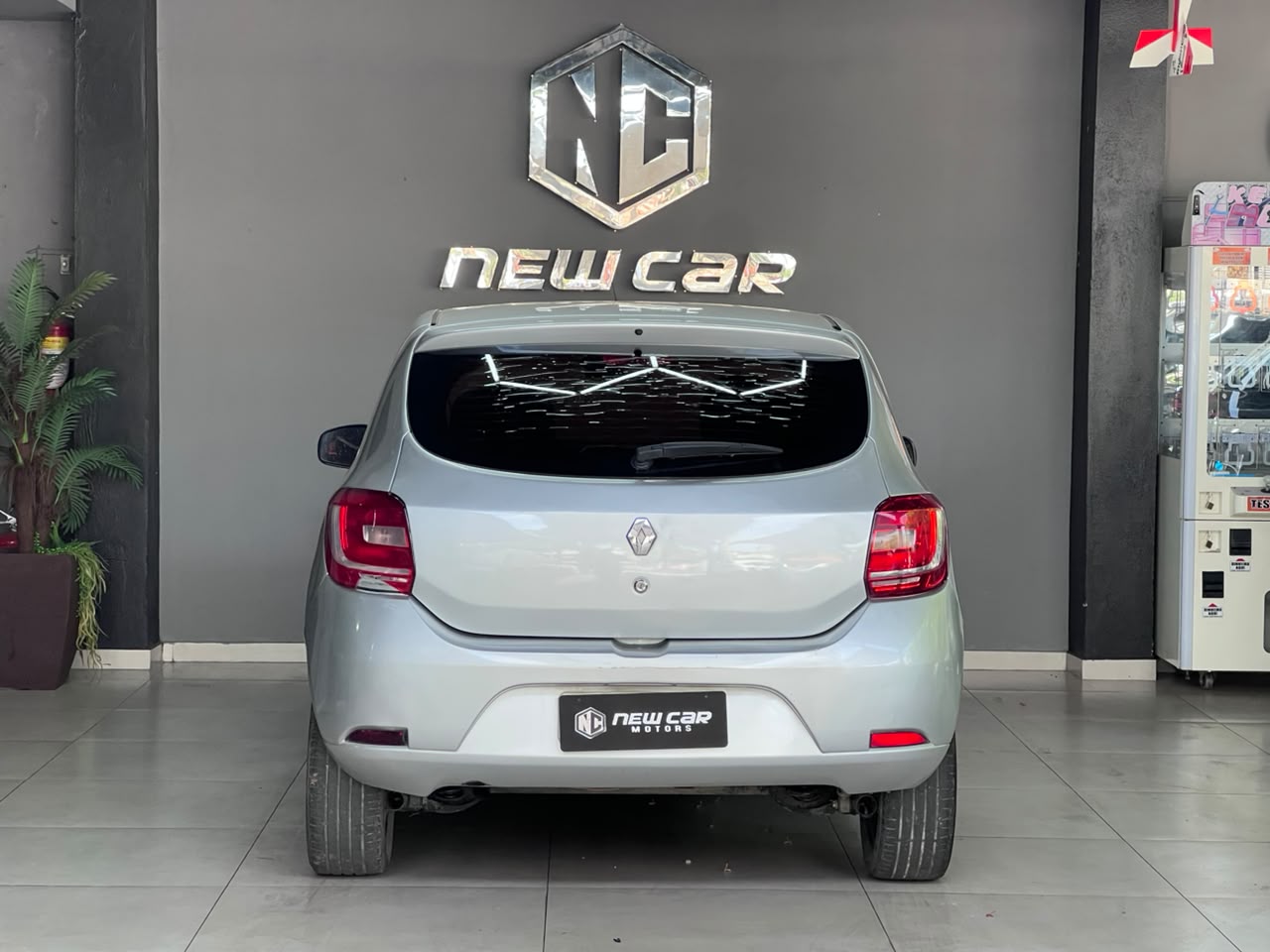 RENAULT SANDERO