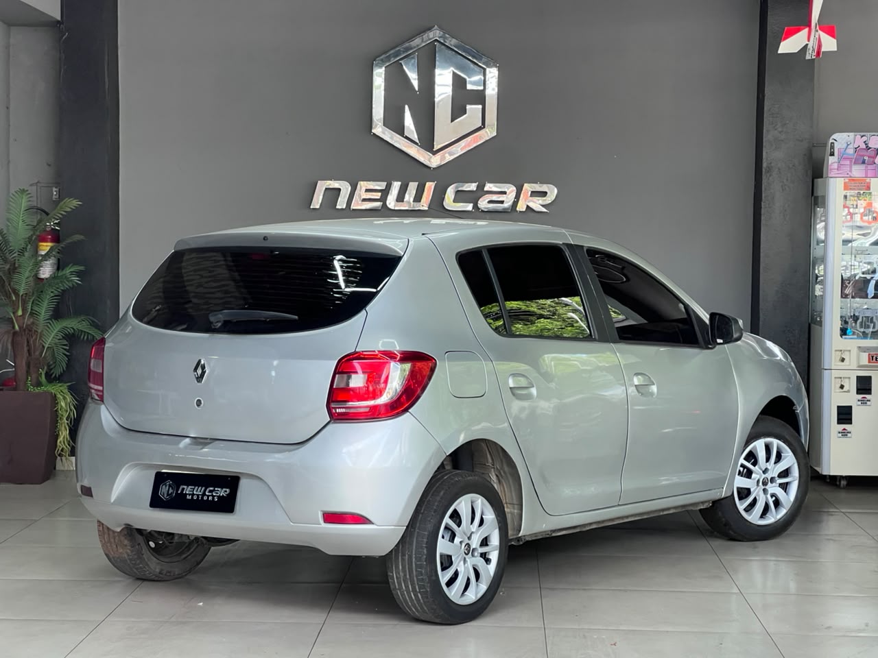 RENAULT SANDERO