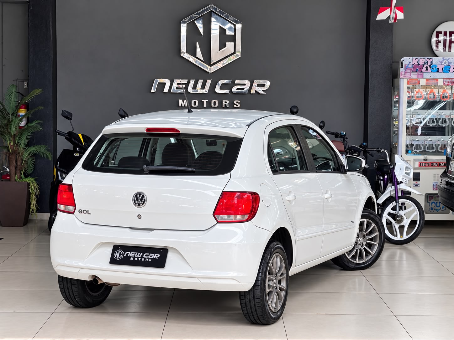 VOLKSWAGEN GOL