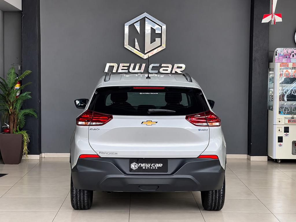 CHEVROLET TRACKER