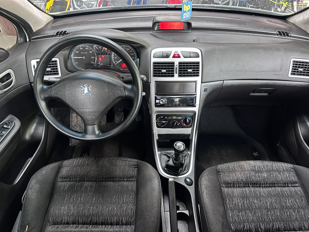 PEUGEOT 307
