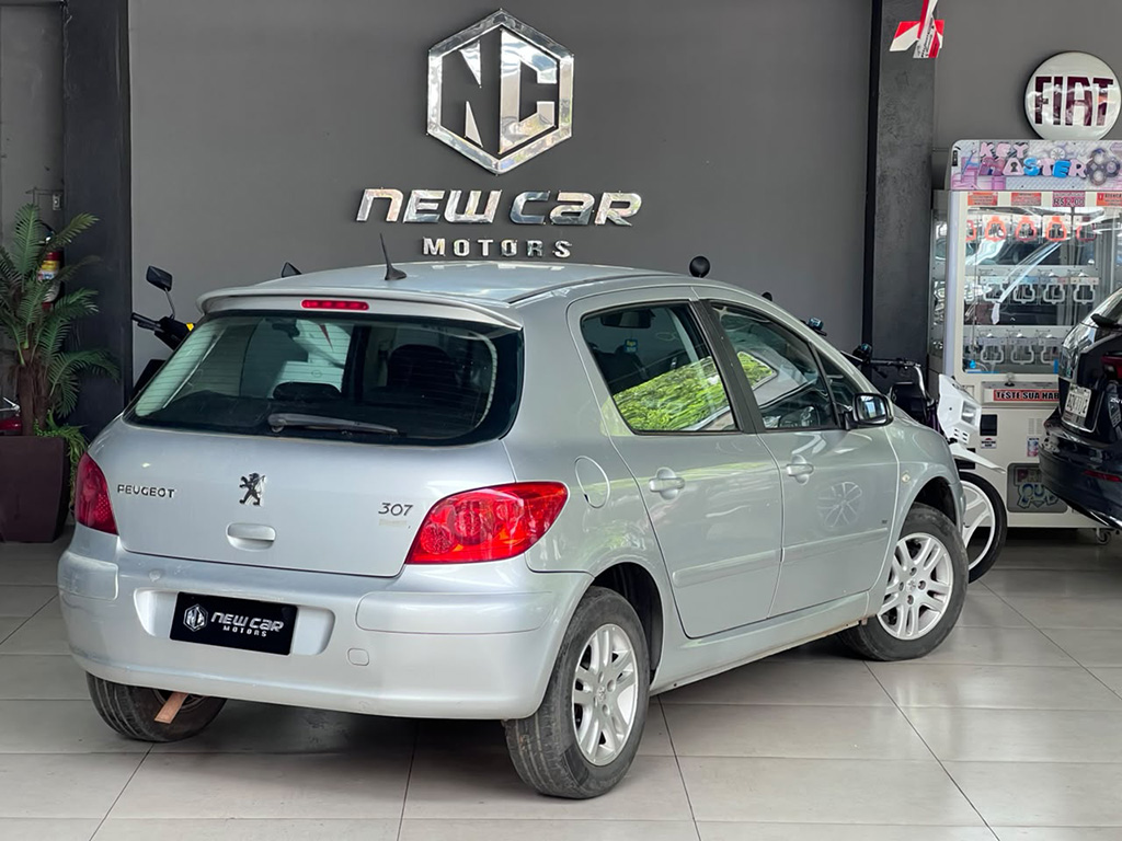 PEUGEOT 307
